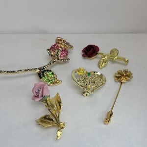 Gold and Flower Brooch Set